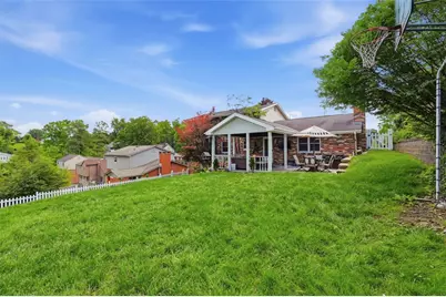 576 Carroll Dr, Irwin, PA 15642 - Photo 38