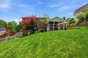 576 Carroll Dr, Irwin, PA 15642 - Photo 38