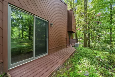 909 Apache Trl, Coolspring Township, PA 16137 - Photo 14