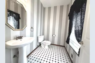 1019 Kimberly Dr, South Union Township, PA 15401 - Photo 16