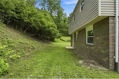 1341 Sturdy Oak Dr, Scott Township, PA 15220 - Photo 40
