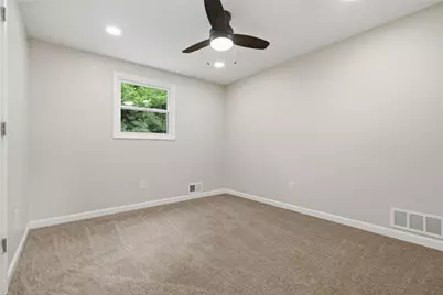1341 Sturdy Oak Dr, Scott Township, PA 15220 - Photo 26