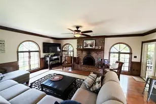 2501 Acorn Ct, Pittsburgh, PA 15090 - Photo 10