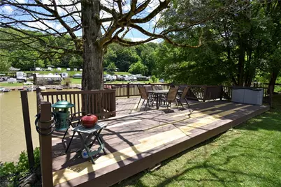10 Piper Avenue, East Bethlehem, PA 15322 - Photo 18