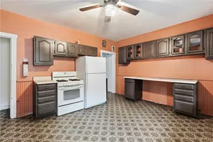3818 Acorn St, Pittsburgh, PA 15207 - Photo 10