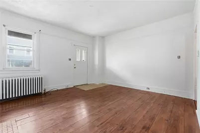3818 Acorn St, Pittsburgh, PA 15207 - Photo 2
