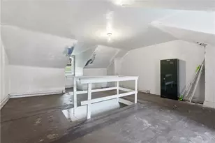 3818 Acorn St, Pittsburgh, PA 15207 - Photo 18