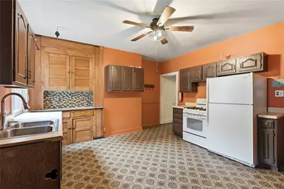 3818 Acorn St, Pittsburgh, PA 15207 - Photo 10