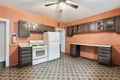 3818 Acorn St, Pittsburgh, PA 15207 - Photo 10