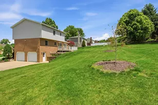 107 Rockland Dr, Pittsburgh, PA 15239 - Photo 22