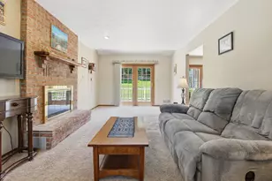 107 Rockland Dr, Pittsburgh, PA 15239 - Photo 12