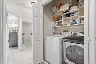 4020 Alden Dr, Scott Township, PA 15220 - Photo 28