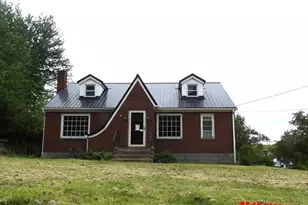 1146 Franklin Rd, Jackson Center Boro, PA 16133 - Photo 1