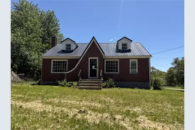1146 Franklin Rd, Jackson Center Boro, PA 16133 - Photo 2