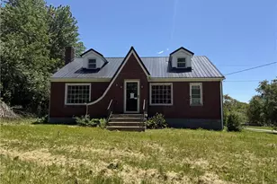 1146 Franklin Rd, Jackson Center Boro, PA 16133 - Photo 2