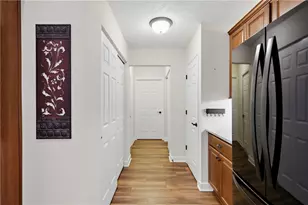 6013 Laurel Ct, Lancaster Township, PA 16037 - Photo 14
