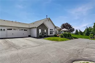 6013 Laurel Ct, Lancaster Township, PA 16037 - Photo 22
