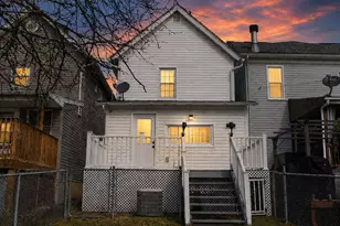 338 1/2 N 1st St, Jeannette, PA 15644 - Photo 10