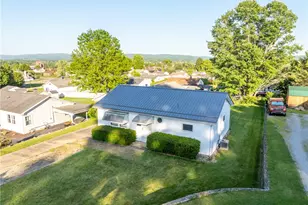 40 Viewmont Dr, Latrobe, PA 15650 - Photo 24