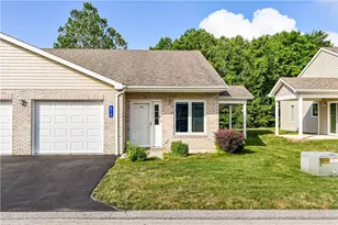 515 Sunview Cir, Derry Township, PA 15650 - Photo 2