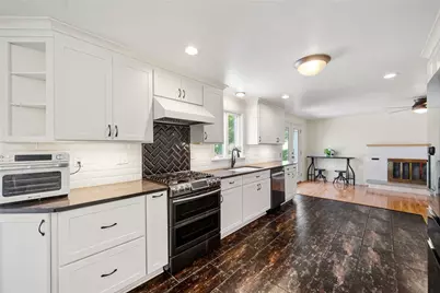 652 Aljo Dr, Pittsburgh, PA 15241 - Photo 8