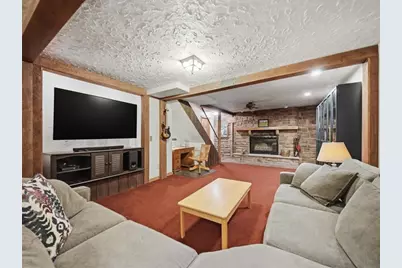 146 Morgan Rd, Penn Township, PA 16002 - Photo 16