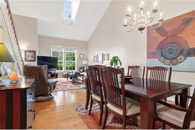 751 Marigold Ct, Collier Township, PA 15017 - Photo 10