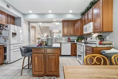 751 Marigold Ct, Collier Township, PA 15017 - Photo 20