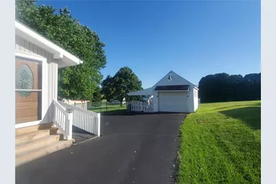 2056 Oak Dr, Manor Township, PA 16226 - Photo 2