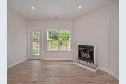 202 Willow Ln, Beaver Falls, PA 15010 - Photo 14
