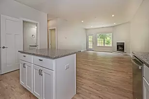 202 Willow Ln, Beaver Falls, PA 15010 - Photo 10