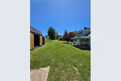 84 Crossridge Rd, Fallowfield, PA 15022 - Photo 6