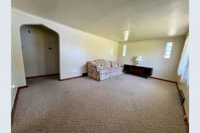 715 Parkview Terrace, Mt Pleasant Boro, PA 15666 - Photo 14