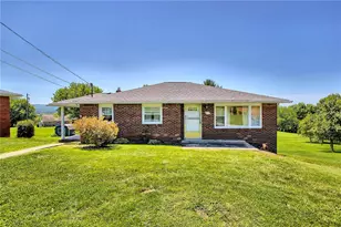 715 Parkview Terrace, Mt Pleasant Boro, PA 15666 - Photo 6