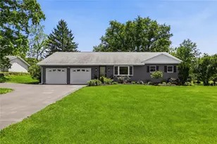 111 Park Dr, Middlesex Township, PA 16059 - Photo 2