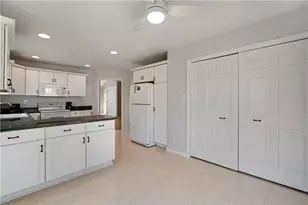 8116 Palomino Dr, South Fayette, PA 15017 - Photo 12