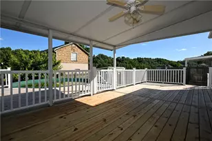 388 Bow St, Stockdale, PA 15483 - Photo 10