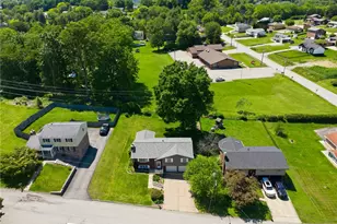 5 Waverly Dr, Greensburg, PA 15601 - Photo 4