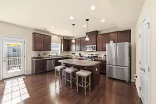 601 Pointe View Dr, Adams Township, PA 16046 - Photo 14