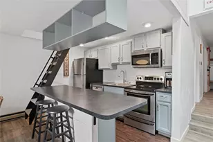 580 Maple Ct, Hidden Valley, PA 15502 - Photo 4