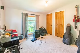 237 Bishop Rd, Perry Township, PA 16041 - Photo 18