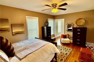 402 N Taylor, Pittsburgh, PA 15212 - Photo 24
