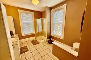 402 N Taylor, Pittsburgh, PA 15212 - Photo 18