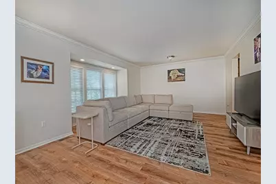 124 Chapel Harbor Dr, Pittsburgh, PA 15238 - Photo 2