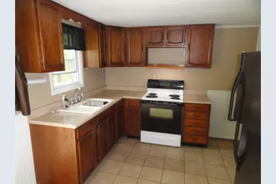 121 N Ridge Dr, Connoquenessing Township, PA 16001 - Photo 4