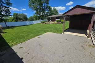 740 S Keel Ridge Rd, Hermitage, PA 16148 - Photo 32