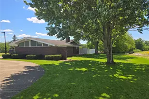 740 S Keel Ridge Rd, Hermitage, PA 16148 - Photo 4