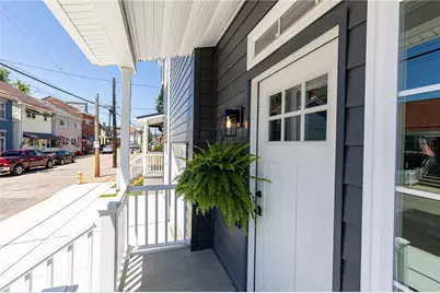 1818 Middle St, Pittsburgh, PA 15215 - Photo 2