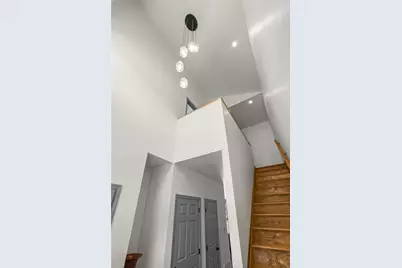 1818 Middle St, Pittsburgh, PA 15215 - Photo 8