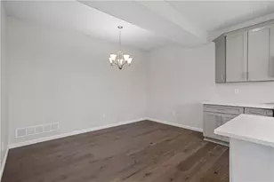 413 Walnut Ct, Pittsburgh, PA 15237 - Photo 6